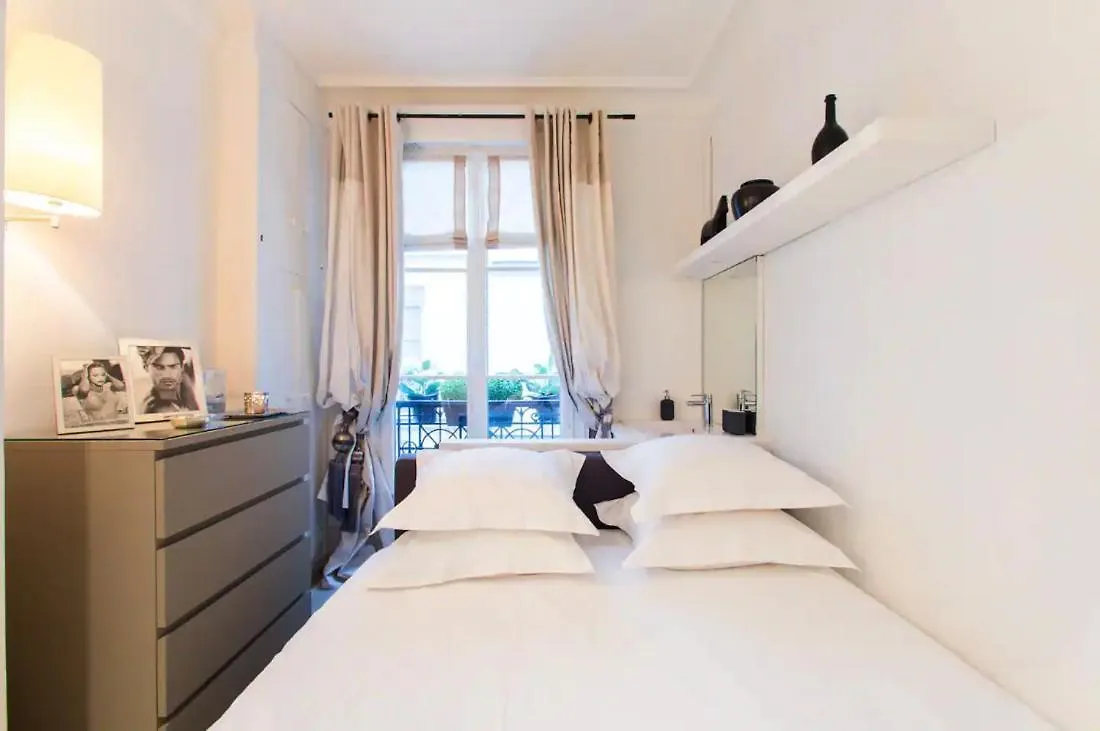 Villa Eiffel París Francia